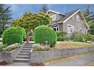3203 Belvidere Ave, Seattle WA  98126-2224 exterior