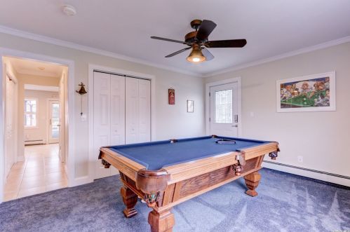 95 Midway St, Babylon NY  11702-4311 exterior