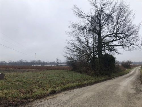 24 J Hall Ln, Constantine, KY 40140