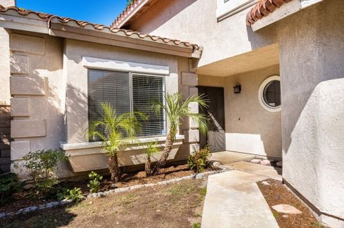 6073 Meadowbrook Ln, Chino Hills, CA 91709-3276