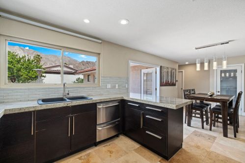 52725 Avenida Vallejo, La Quinta, CA 92253-3344