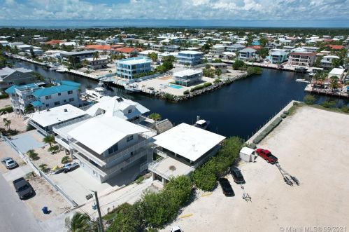 148 Marina Ave, Key Largo FL exterior