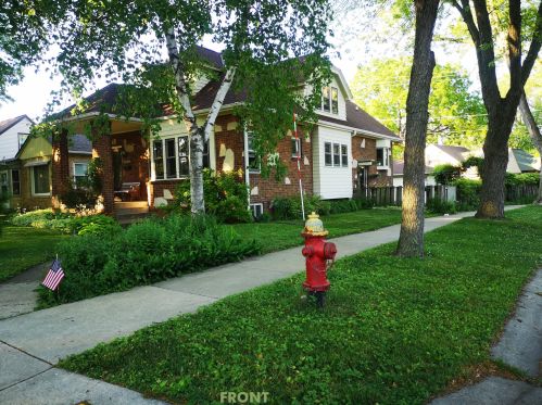 5642 Argyle Ave, Milwaukee, WI 53209-4361