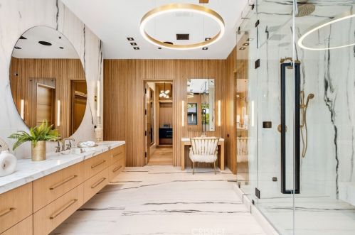 4508 Haskell Ave, Van Nuys CA  91436-3148 exterior