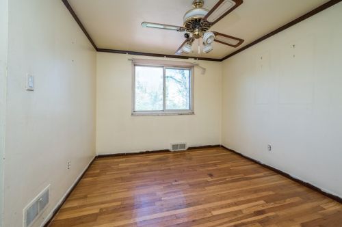 114 Fox Chase Dr, Verona PA  15147-2806 exterior