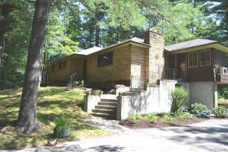 4 Pine Ridge Dr, Guilderland, NY 12084-9766