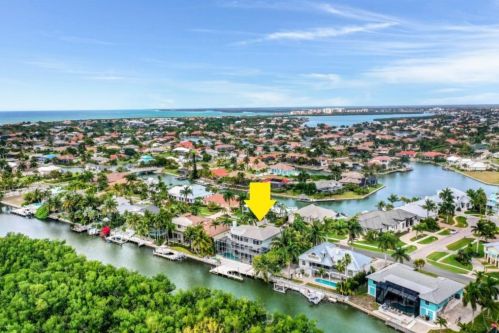 450 Spinnaker Dr, Marco Island, FL 34145-2430