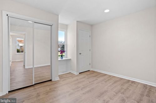 8335 Collins Ave, Camden NJ  08109-3568 exterior