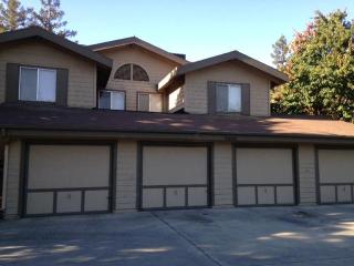 3306 Shields Ave, Fresno, CA 93722-6782