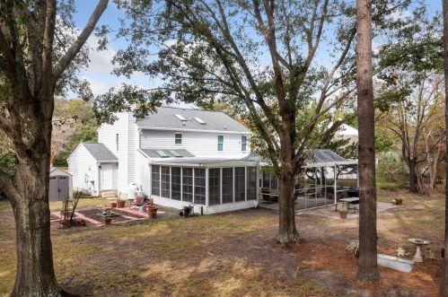 1438 Diamond Blvd, Mount Pleasant SC  29466-9463 exterior