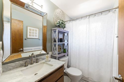 1012 Cottonwood St, Woodland CA  95695-4317 exterior