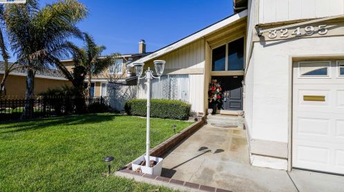 32495 Jean Dr, Union City, CA 94587-5000