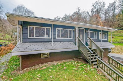 143 Navaho Hollow Rd, Fayette City PA  15438-1216 exterior