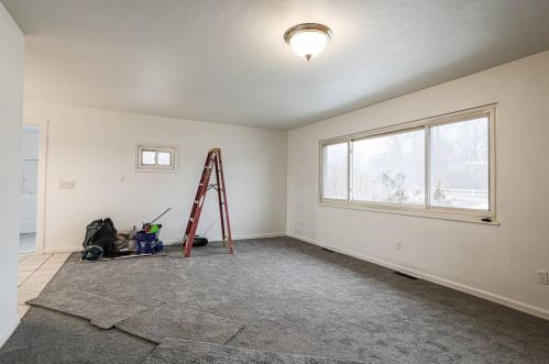 3704 Pennyroyal Rd, Franklin, OH 45005-1021