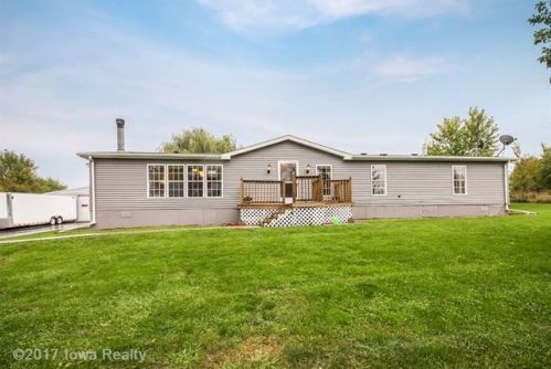 9503 210th Ave, Sandyville, IA 50001-5653
