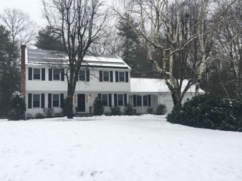 56 Wood End Ln, Medfield, MA 02052-2224