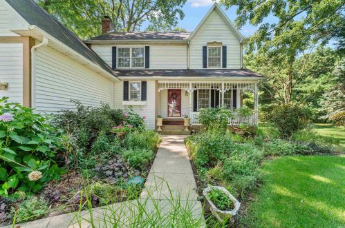 12072 Buttercup Cir, Granger, IN 46530-7153