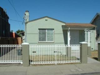 2907 62nd Ave, Oakland, CA 94605-1521
