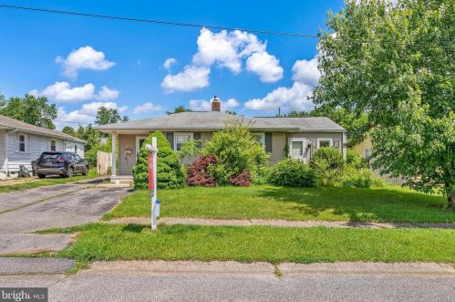3825 Evelyn Dr, Wilmington, DE 19808-4618
