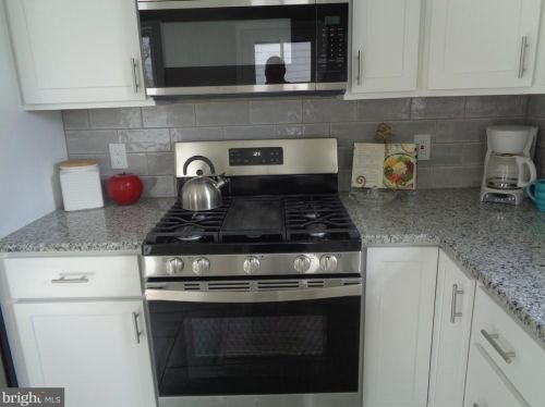 2316 Lexington Ave, Camden NJ  08110-1940 exterior