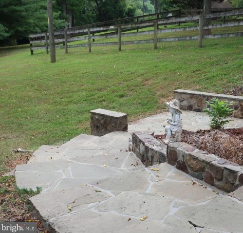 13786 Milltown Rd, Lovettsville VA  20180-3517 exterior