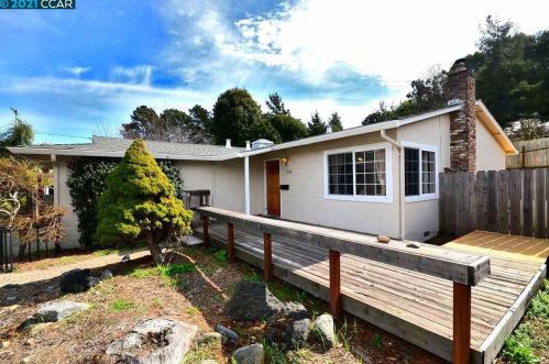 1890 Sarah Dr, Pinole, CA 94564-2219