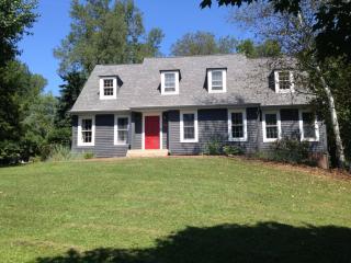 173 Camp Run Rd, Harmony, PA 16037-9738