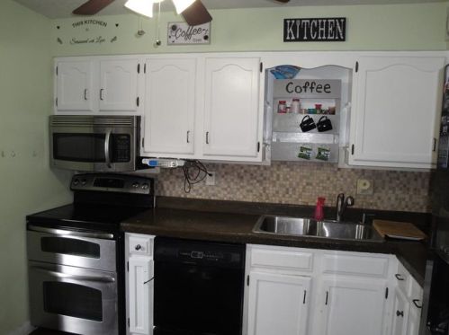 3104 School Pl, Finleyville PA  15332-1355 exterior