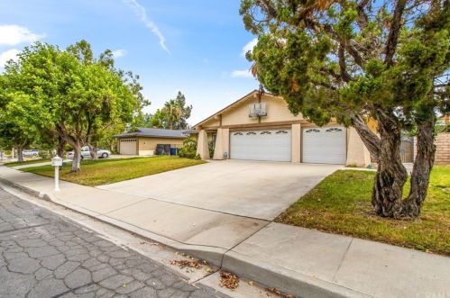 11583 Butterfield Ave, Loma Linda CA  92354-3957 exterior