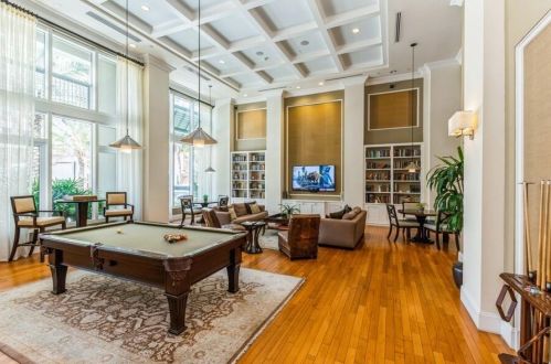 480 Hibiscus St, West Palm Beach FL  33401-5866 exterior