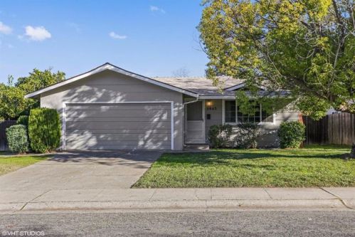 5642 Beauregard Way, Citrus Heights, CA 95662-5206
