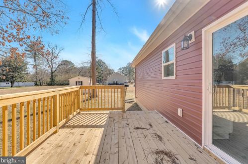 211 Erica Dr, Montross VA  22520-4154 exterior