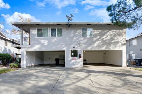 107 Del Rio Ct, Vacaville CA  95687-4826 exterior