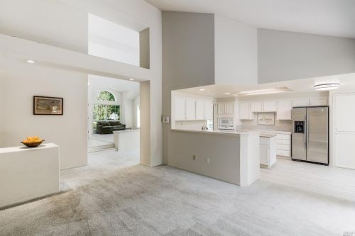 328 Windflower Ct, Windsor CA  95492-8618 exterior