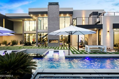 10019 57th St, Scottsdale AZ  85253-1137 exterior