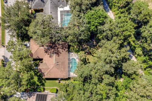 963 Ridgewood Ter, Tarpon Springs FL  34689-2622 exterior