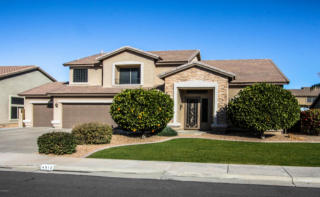 4512 Des Moines St, Mesa, AZ 85205-6332