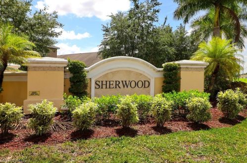 11513 Clumbet Ln, Lehigh Acres, FL 33971-3748