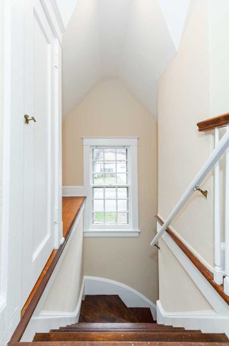 19 Loockerman Ave, Poughkeepsie NY 12601-5026 exterior