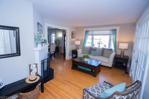 2 Montclair Ave, Nutley NJ  07110-1124 exterior