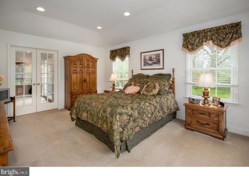 664 Greycliffe Ln, Prospectville PA  19002-1951 exterior