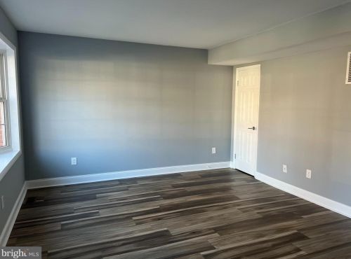 14642 Endsley Turn, Woodbridge VA  22193-2744 exterior