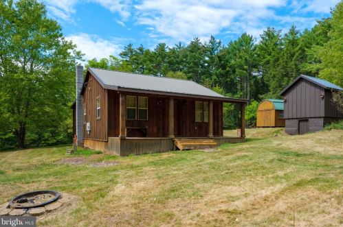 21117 Mine Mountain Rd, Bergton, VA 22811-2129