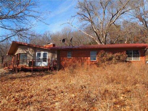 10702 Campbell Rd, Fayetteville, AR 72701-8893