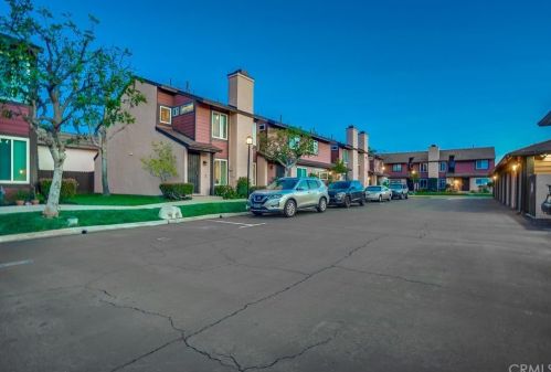 17624 Windward Ter, Bellflower, CA 90706-7063