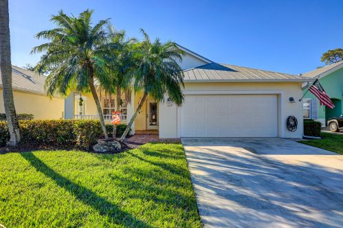 2330 Estella Ter, Palm City, FL 34990-3262