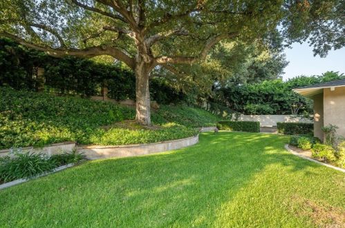 607 Oak Grove Dr, Glendora CA  91741-2258 exterior