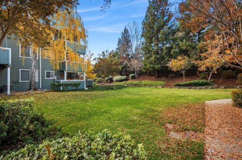 1068 Maywood Ln, Pacheco CA  94553-4176 exterior