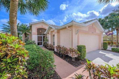 26048 Clarkston Dr, Bonita Springs, FL 34135-2305