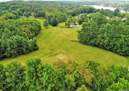 6557 State Route 52, Cochecton, NY